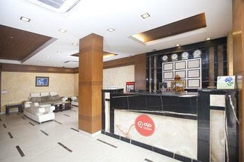 Oyo Rooms Malviya Nagar Market New Delhi Buitenkant foto