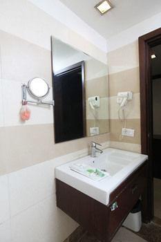 Oyo Rooms Malviya Nagar Market New Delhi Buitenkant foto